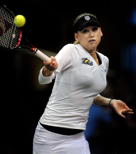 Beaten at love: Anna Kournikova playing singles again, report says