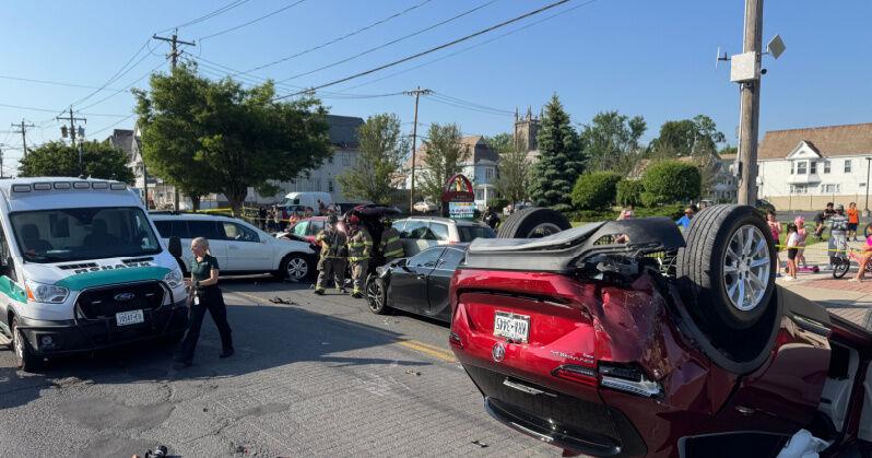 Police: Minor injuries in Wednesday Schenectady rollover | Local News ...