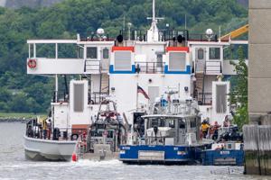 Man, 59, dead in boat explosion on Hudson River in upper Manhattan
