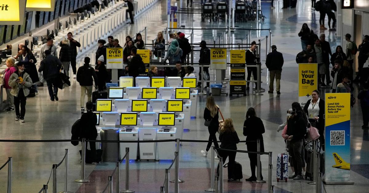 Outrage after ICE agents tackle an elderly man at Las Vegas airport Video footage of ICE agents tackling a man at Las Vegas Airport has sparked public outrage and criticism from officials By WUFEI YU - Associated Press Jul 16, 2026 3 mins ago
