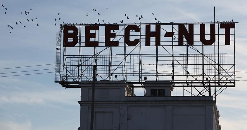 Грант в $1 млн приближает к реконструкции заброшенный завод Beech-Nut в Канаджохарии