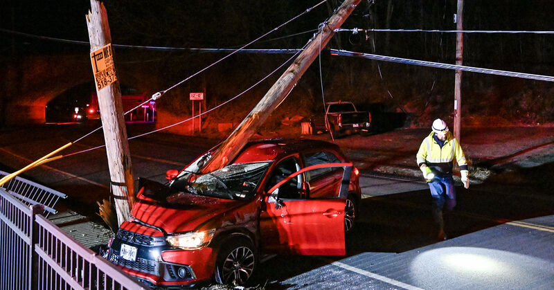 Schenectady crash shuts Broadway Driver charged with DWI Crime