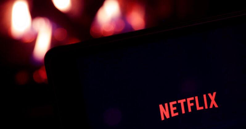 Streaming the holidays, what to watch on Netflix - Vimarsana News
