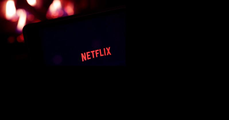 Streaming the holidays, what to watch on Netflix - Vimarsana News