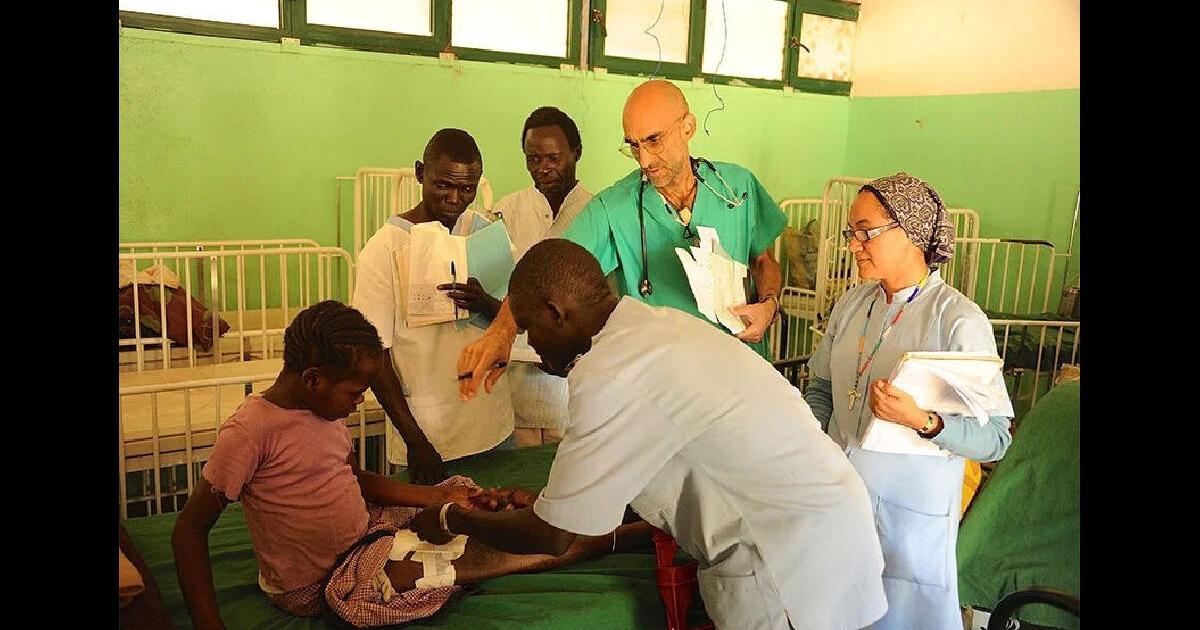 Archives: Amsterdam's Dr. Tom Catena faithful in Sudan mission