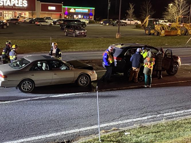 Greenport crash closes Fairview Avenue News