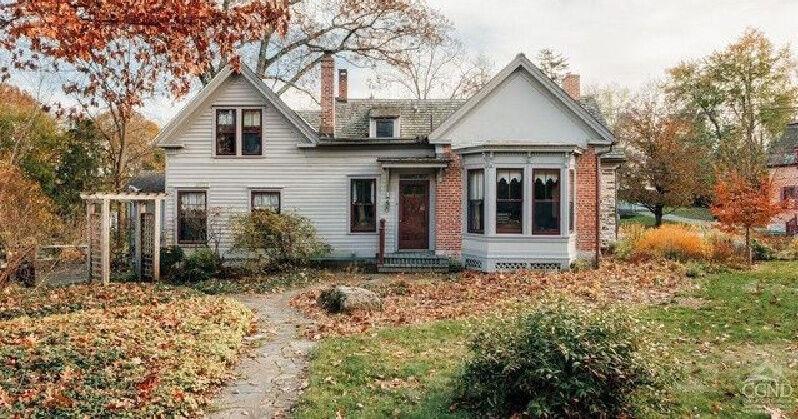 Travel through time in this historic Kinderhook home | Life & Arts - Vimarsana News