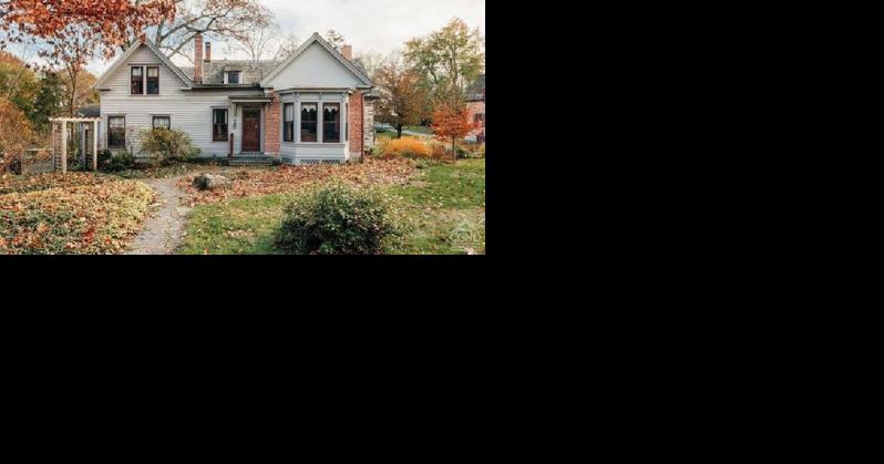 Travel through time in this historic Kinderhook home | Life & Arts - Vimarsana News