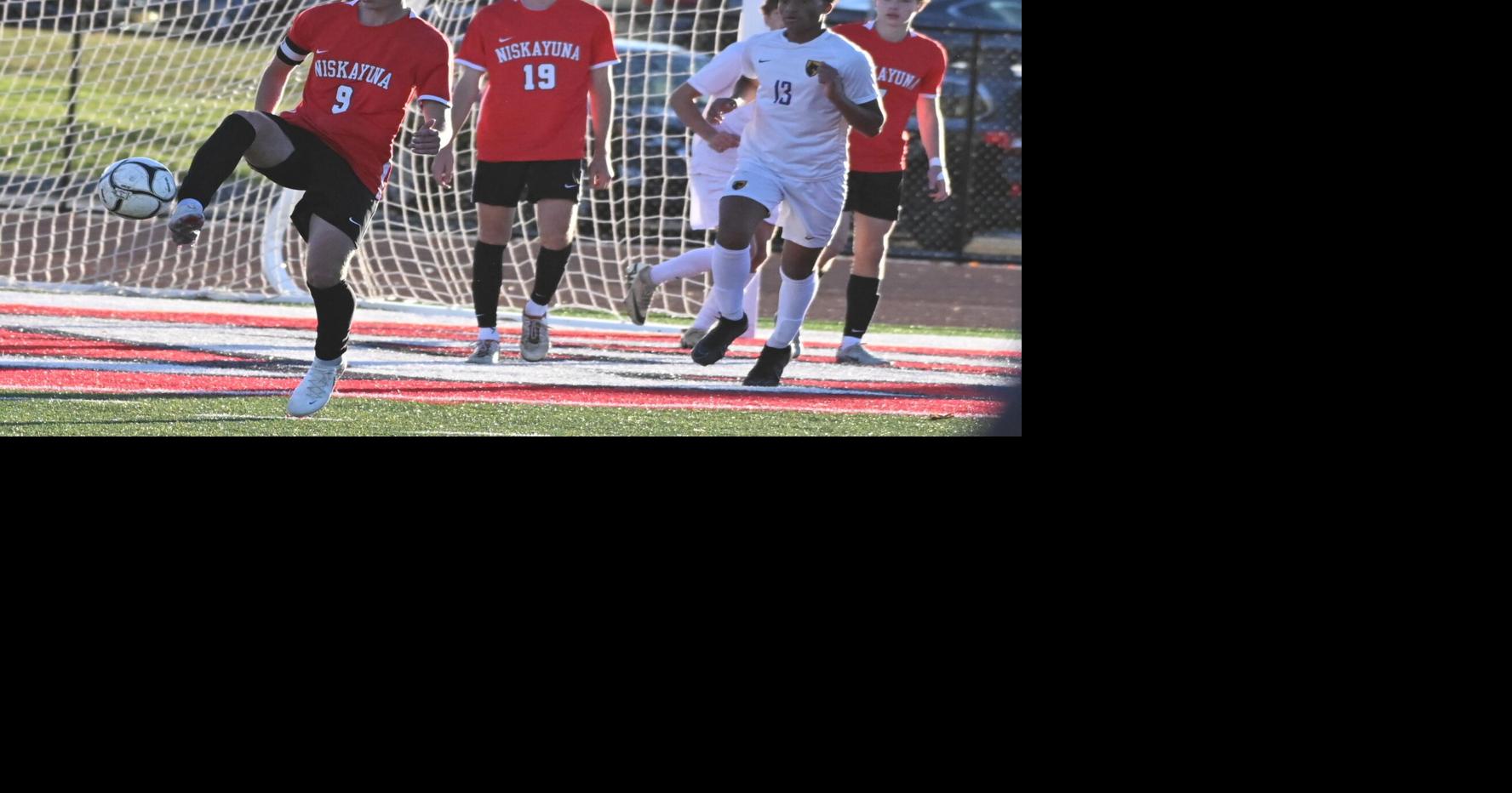 Niskayuna boys' soccer defeats Ballston Spa in AA quarterfinals