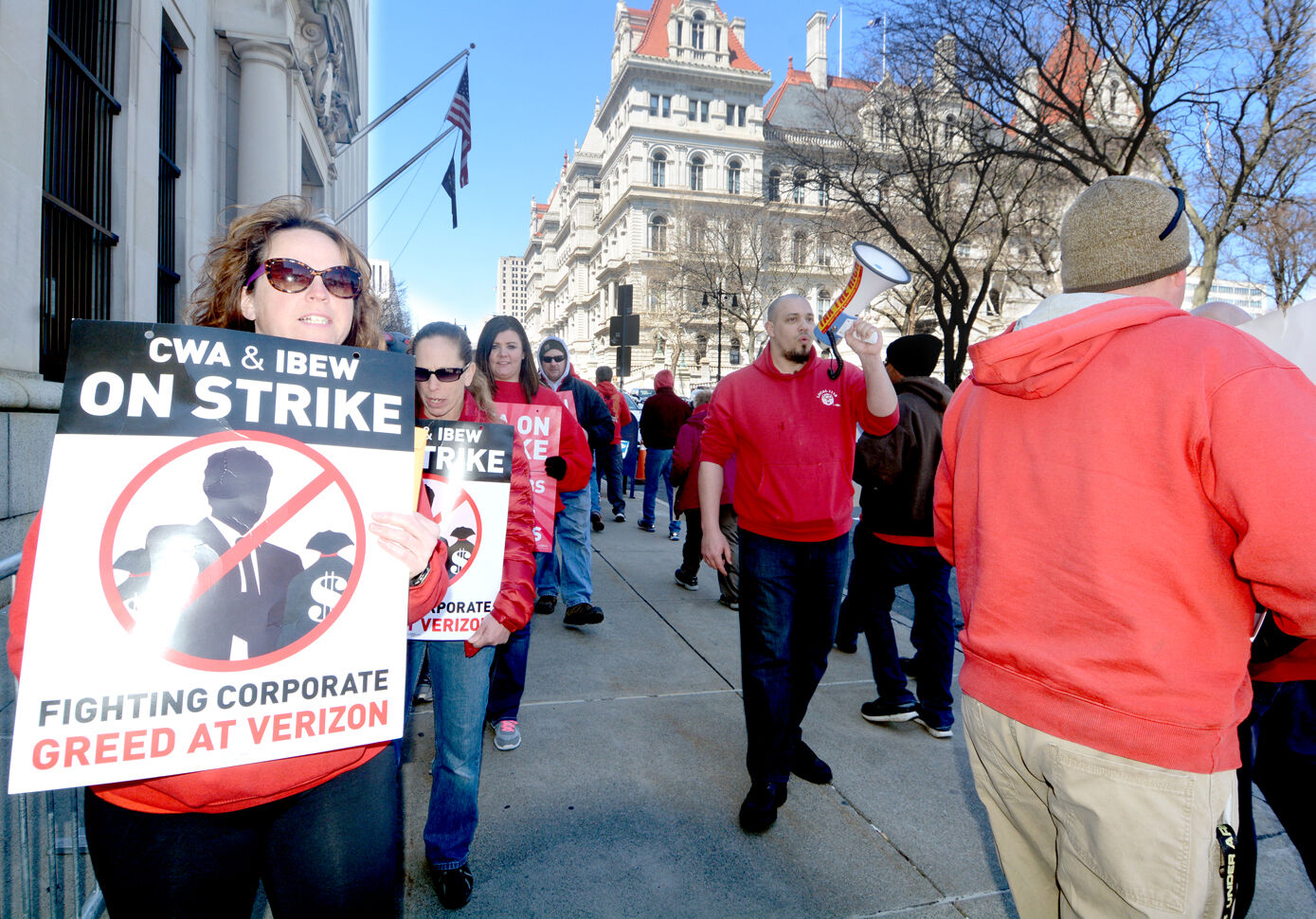 Capital Region Verizon union workers go on strike | News