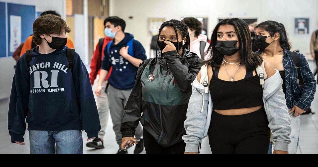 Judge temporarily restores New York’s mask mandate News