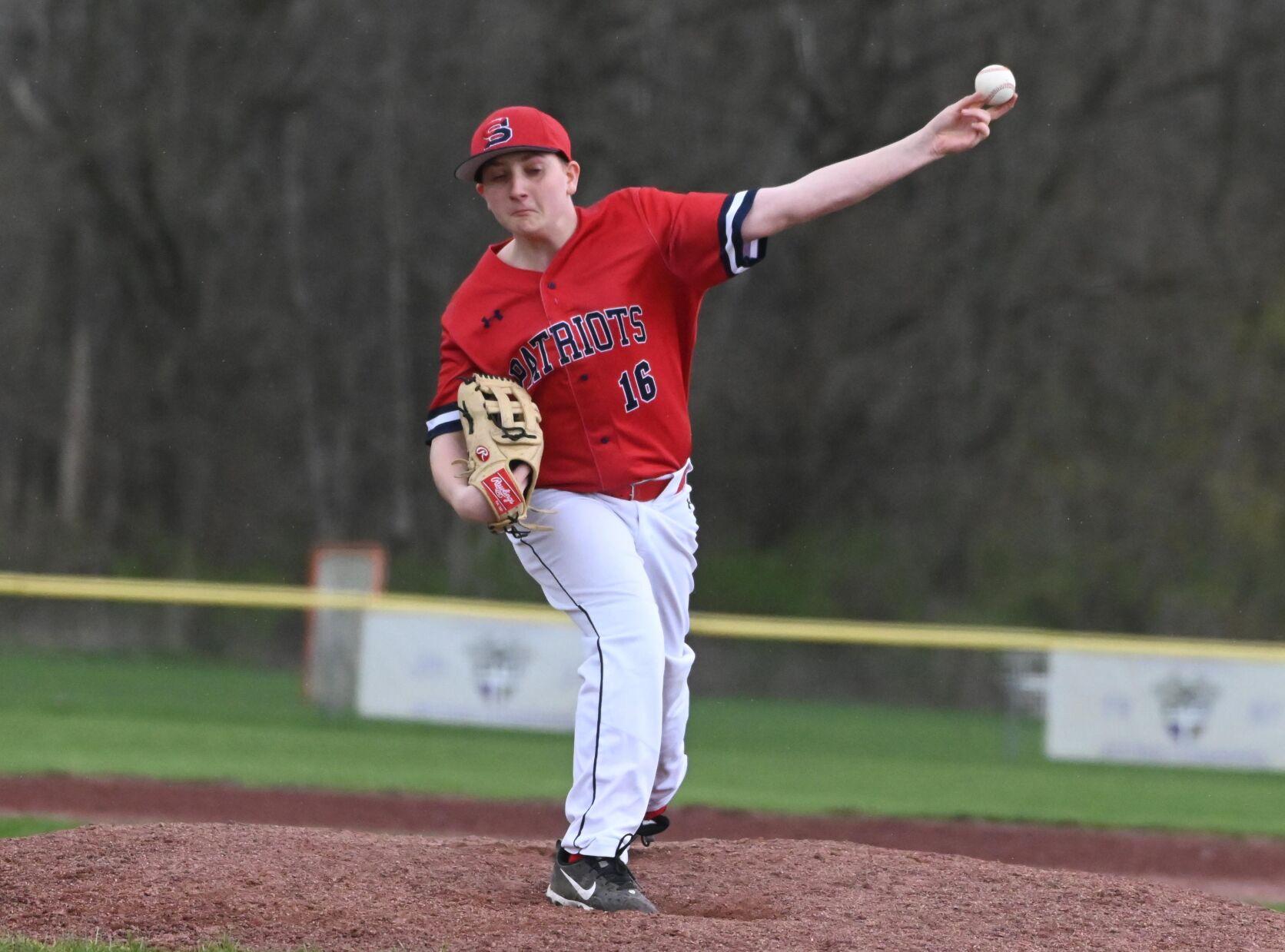 Jason Guynup pitching