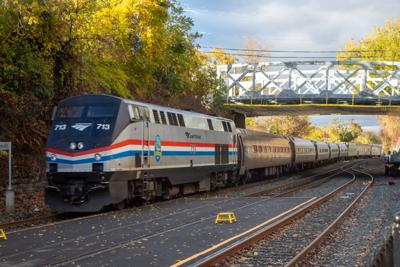 train-2.jpg