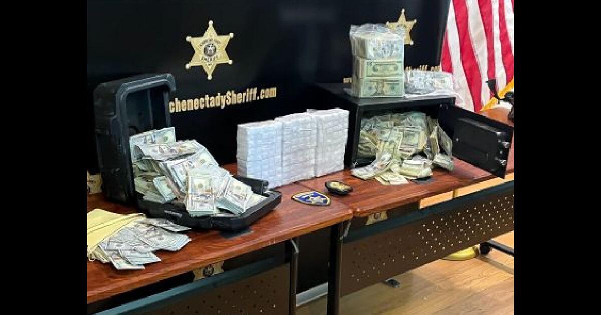 Guns, fentanyl, $500K seized in Summit Towers drug raid | Police, Fire ...