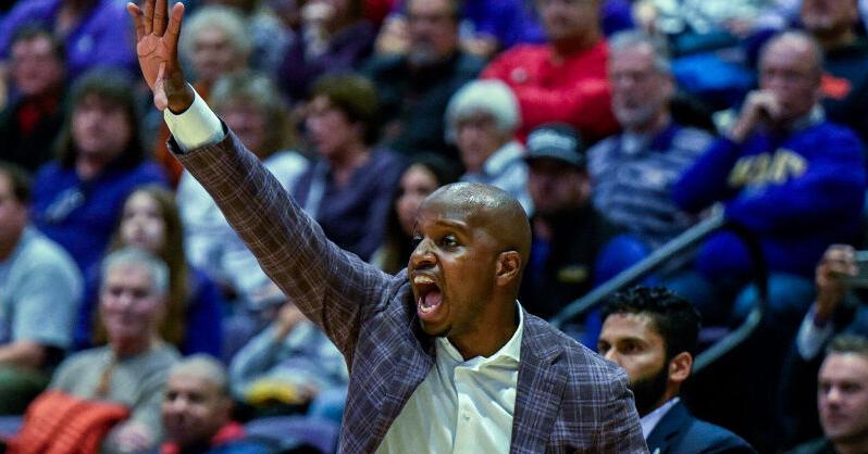 UAlbany holds off comeback bid by Vermont, 75-68