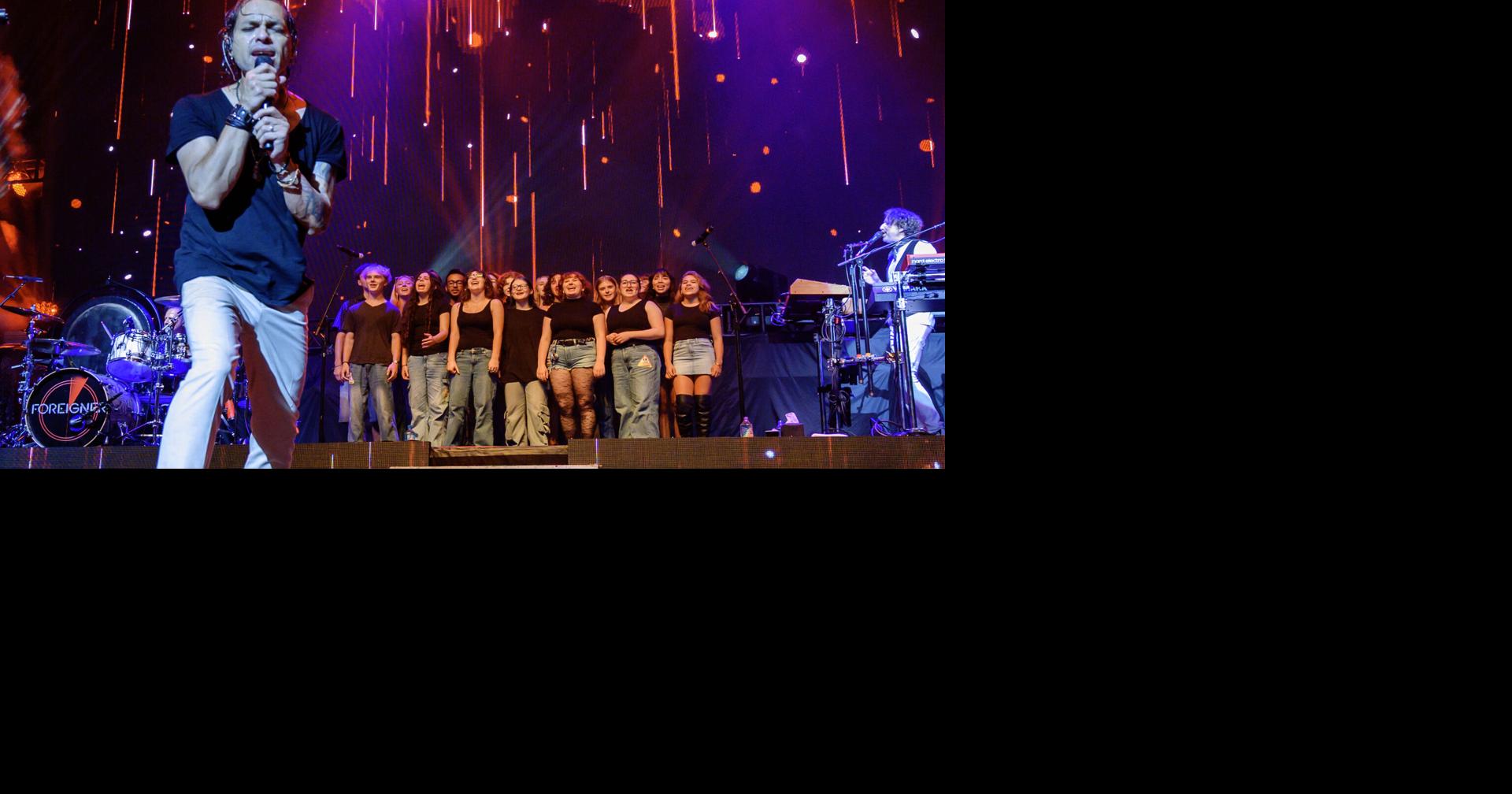 Photos: Foreigner returns to rock SPAC with a new look