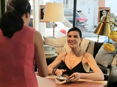 Hudson Home hosts ‘The Good Wife’ star Julianna Margulies’ book-signing