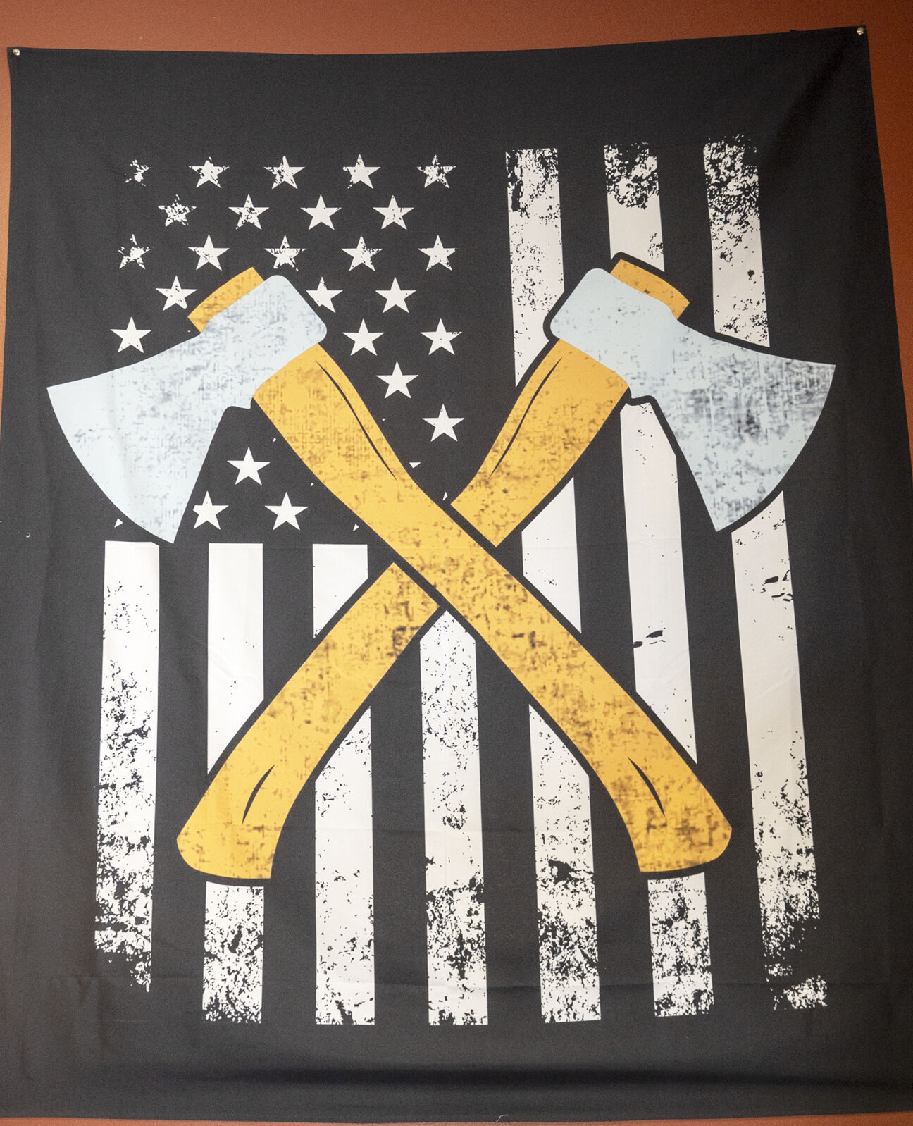 Couple opens new Gloversville axe-throwing business | Leader
