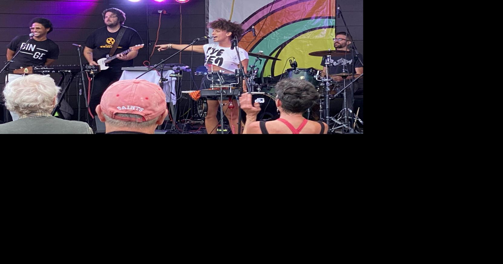 Music shines in the rain | Local News | dailygazette.com