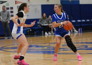 Mayfield girls' basketball stifles Northville in second-half to stay perfect, now 5-0