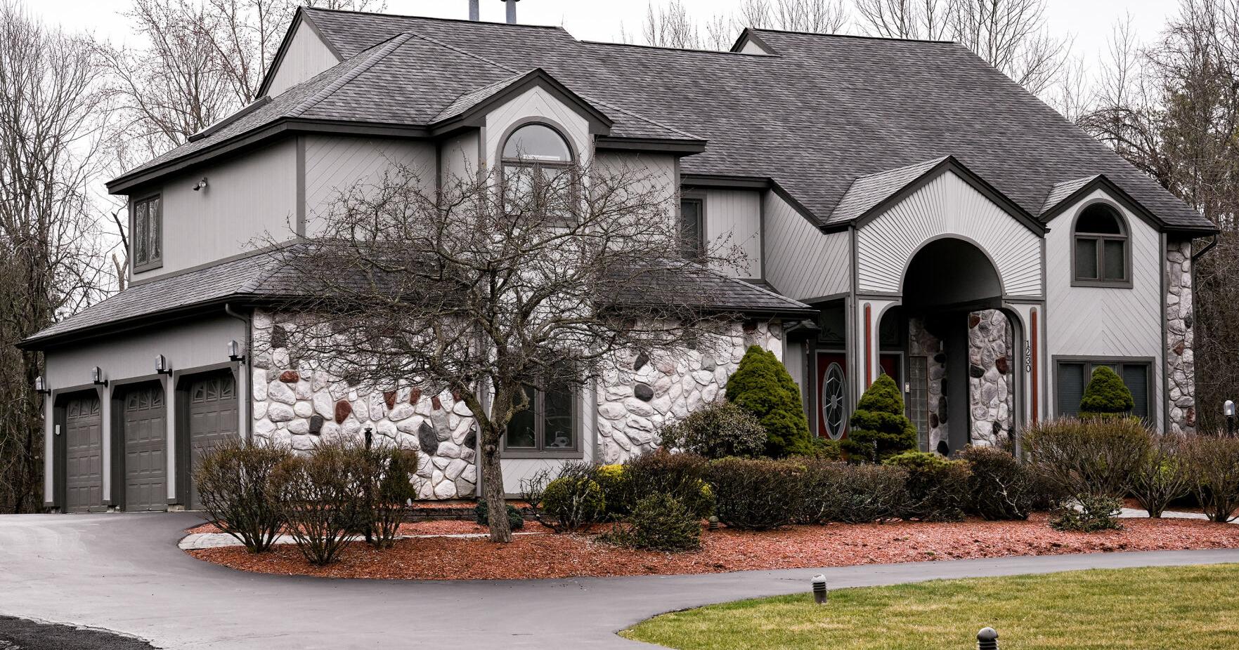 Niskayuna residents press for short-term rental laws - Vimarsana News