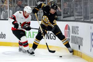 Bruins fall flat in ugly home loss to Senators