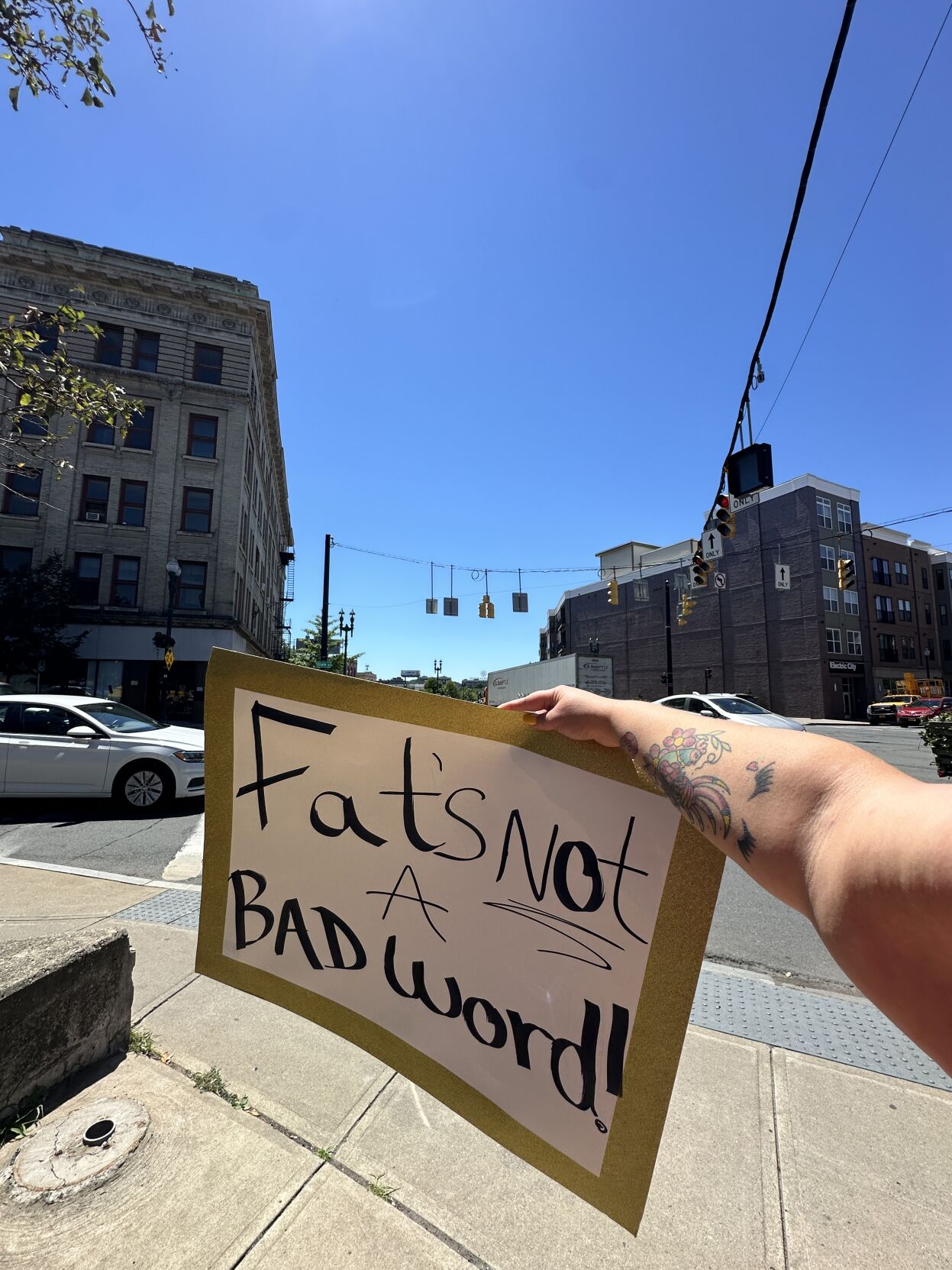 Voluptuous Leah Stanley promoting body positivity | News | dailygazette.com