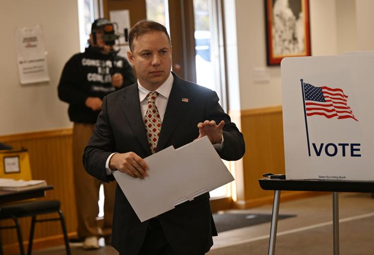 DEC not investigating Gendebien, refuting Constantino | Political ...