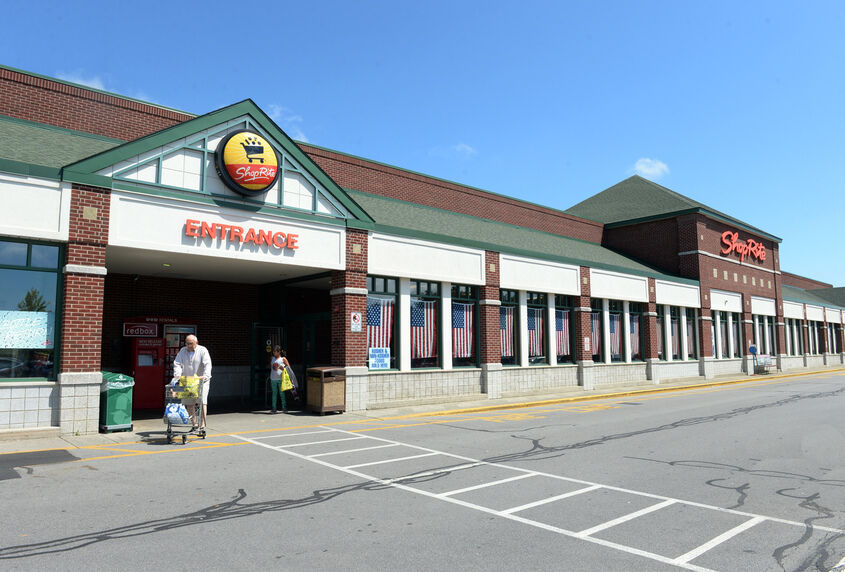 Shoprite Store Front Store Sign - Image Editorial Image - Image of