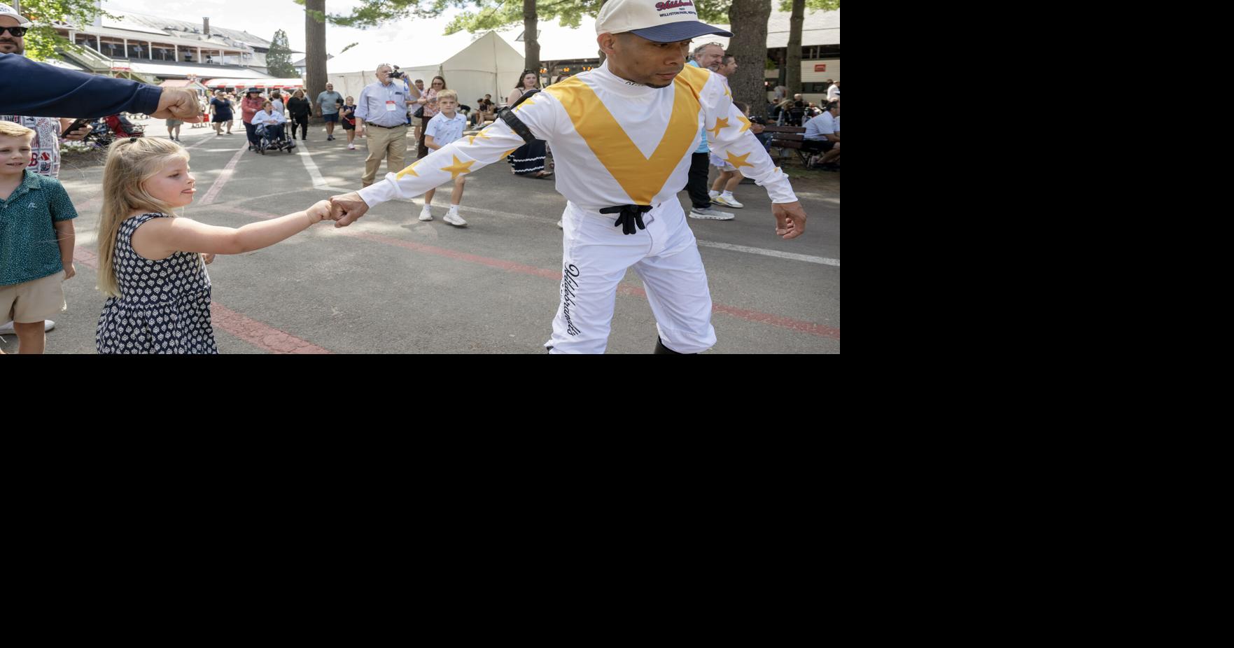 Saratoga keeps its feet after long haul