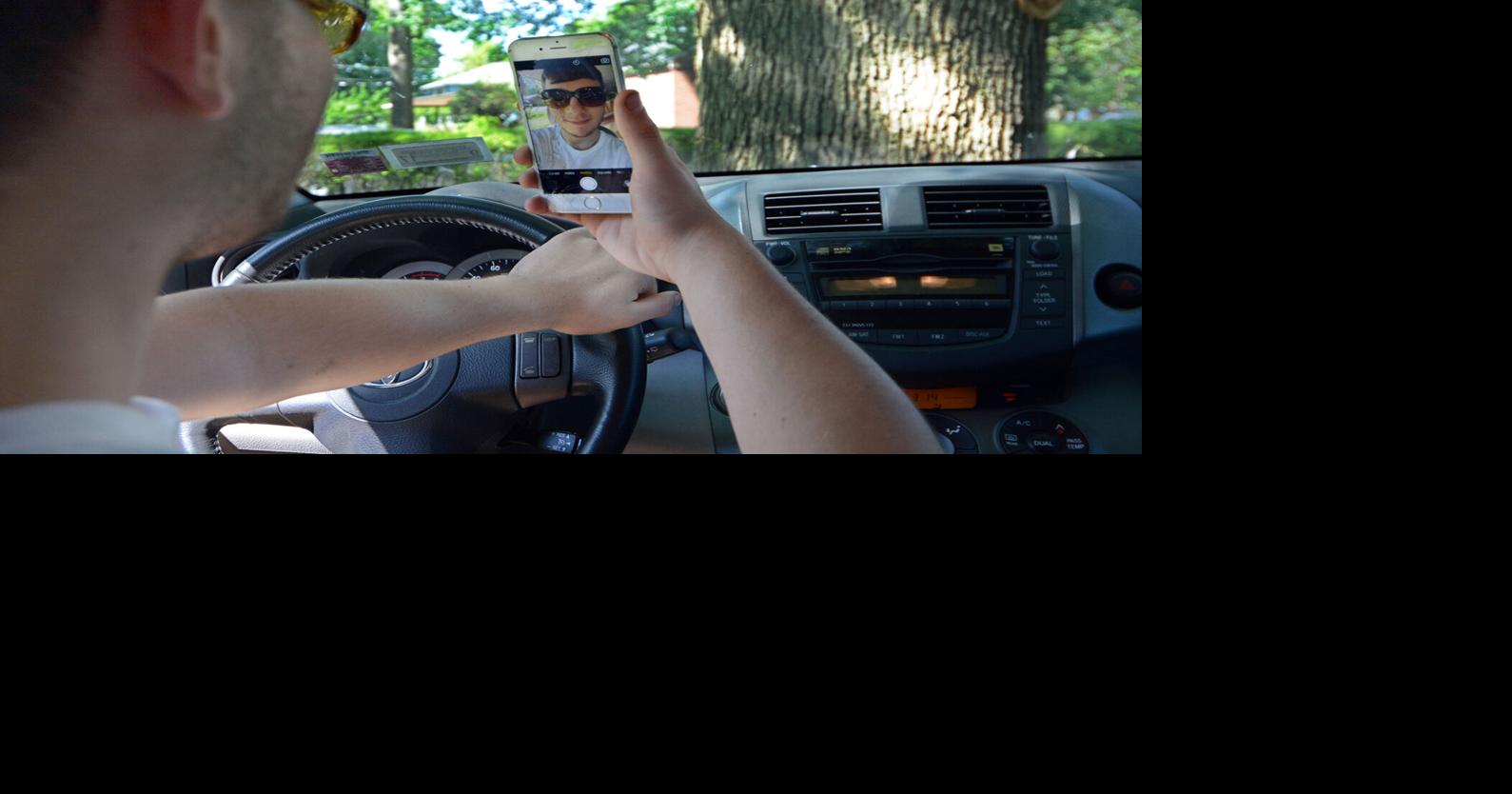 DMV warns: Don’t take a selfie while driving | News | dailygazette.com
