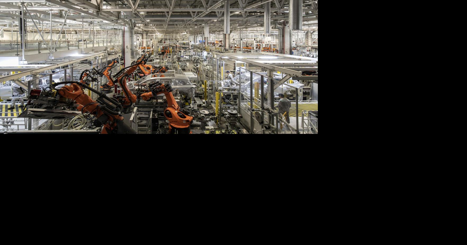 China's Crowded Car Industry Moves Toward Consolidation