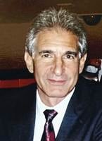 Robert Mirabelli