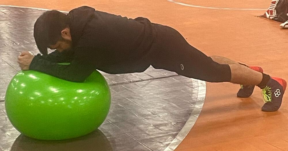 Cejudo on ball