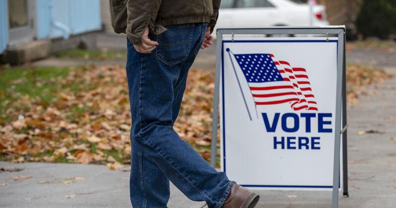 Fulton County primaries : What you need to know
