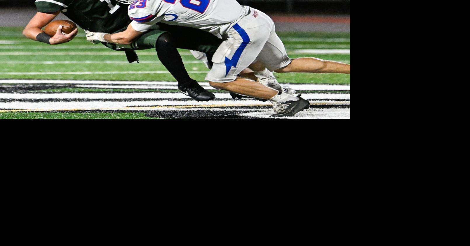 Late interception helps Saratoga football edge Shen in I-87 rivalry