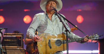 Inside country legend Alan Jackson's triumphant finale concert