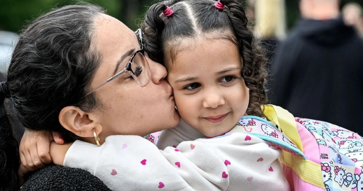 Photos: First day of school at Amsterdam's Tecler Elementary