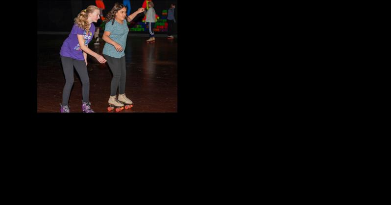 Skating at High Rollers Skating in Perth (6 photos) - Vimarsana News
