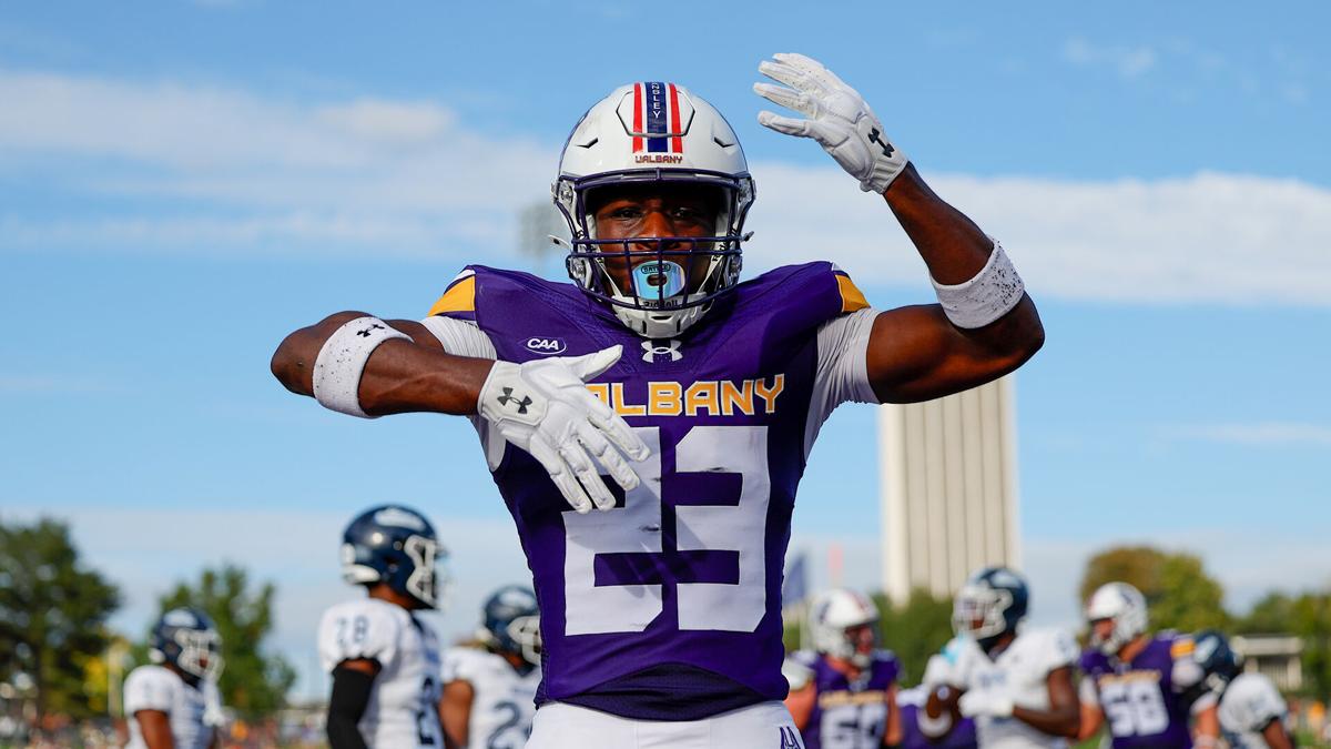 ualbany-football-stages-wild-comeback-to-beat-hampton-in-season-finale-sports-dailygazette-com