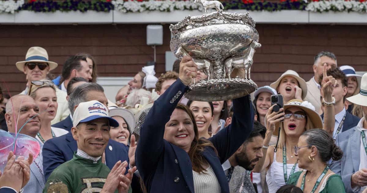 Saratoga Springs native DeVaux does it again, wins Belmont with Golden Tempo