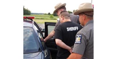 Former corrections officer arrested on child porn charges ...