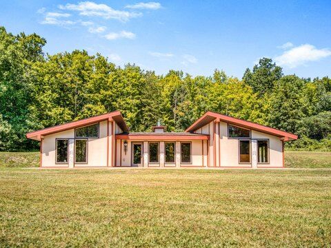 112524-FOTO-REALESTATE-PROVIDED-1.jpg