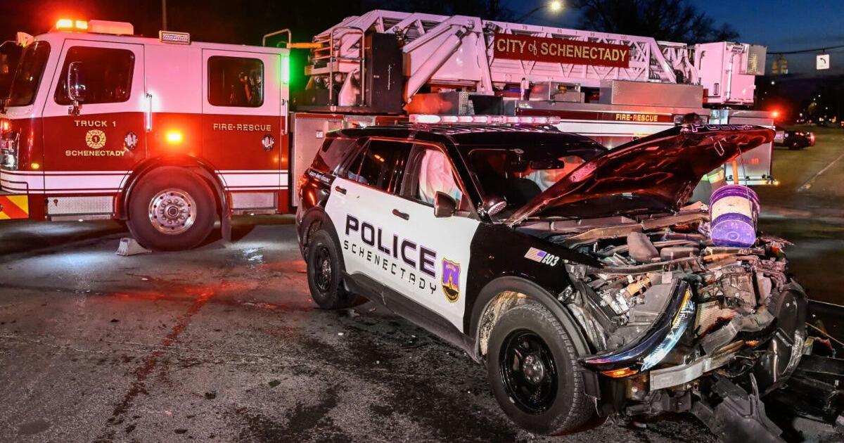 Schenectady officer sent to hospital after crash | Fire | dailygazette.com