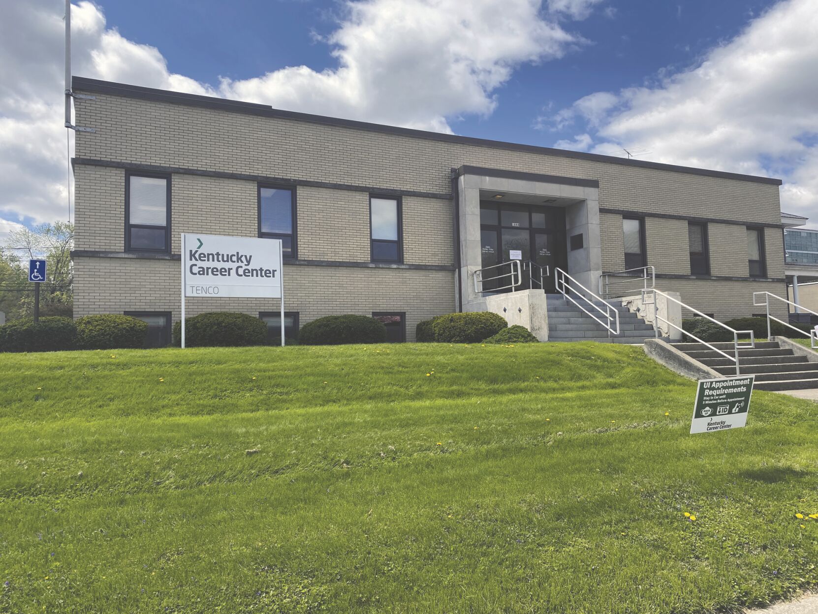 Career center reopens in Ashland - Vimarsana News