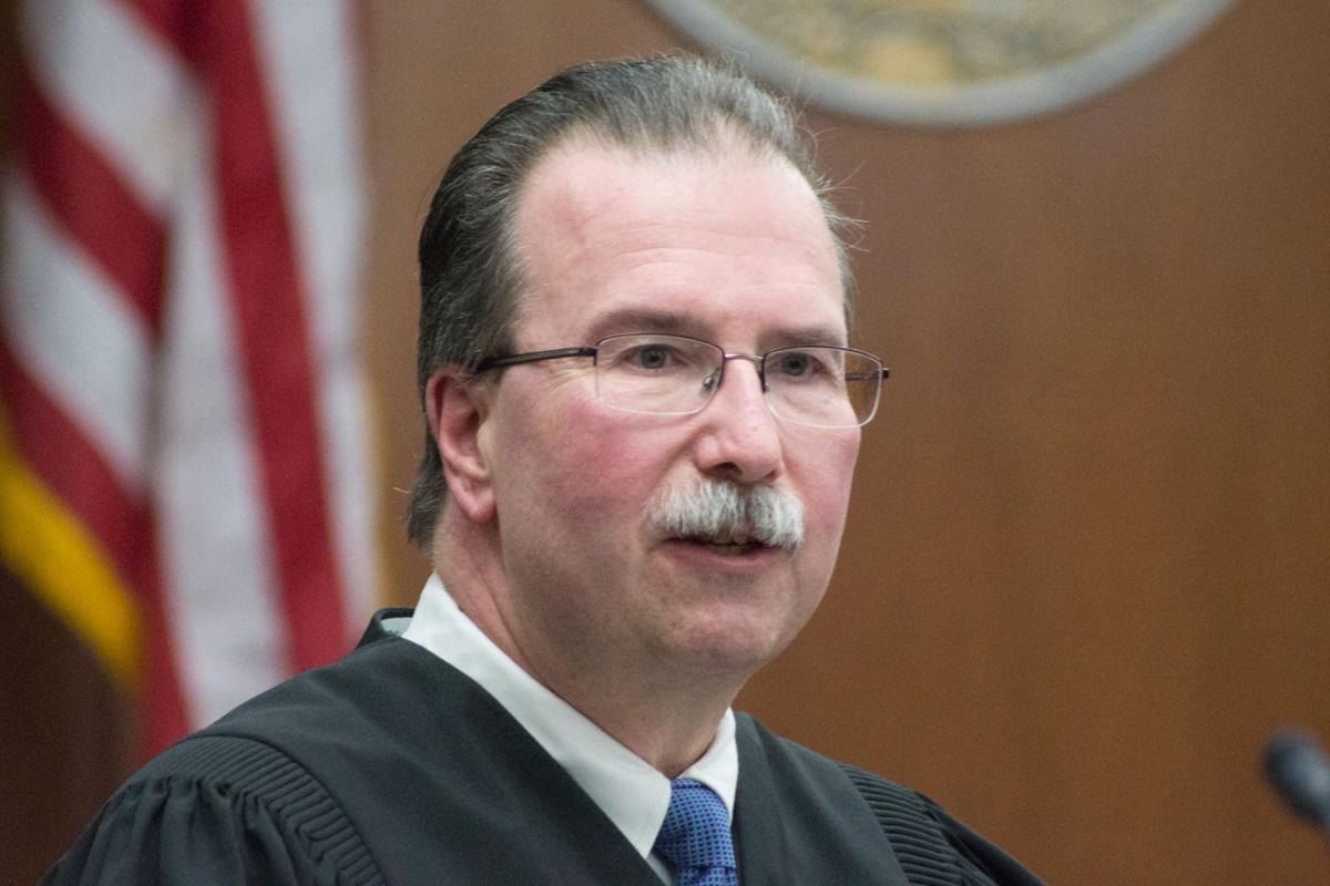 Vincent sworn in as Boyd circuit judge News dailyindependent com