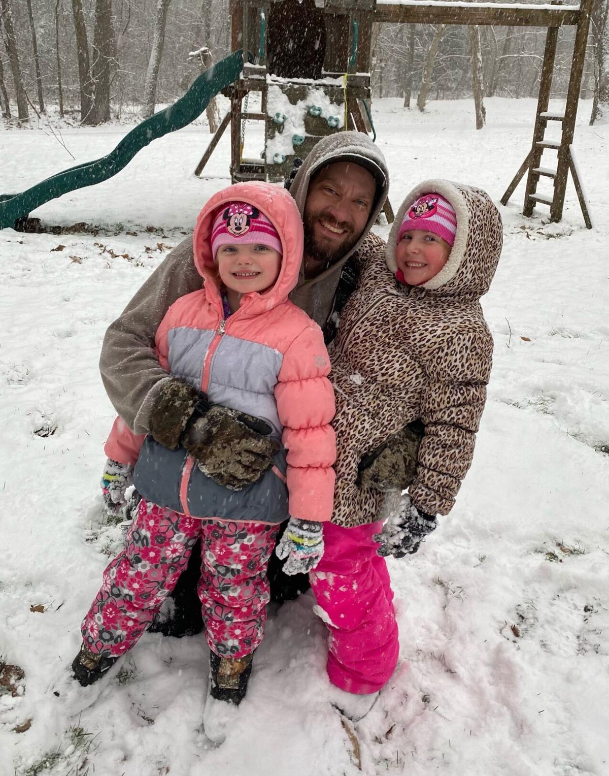 0108kidssnow2.jpeg