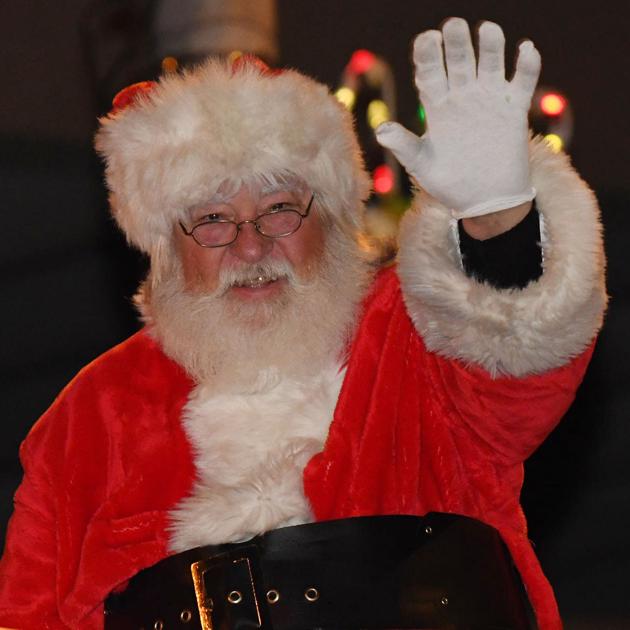Christmas Parade Brings Crowd To Downtown News