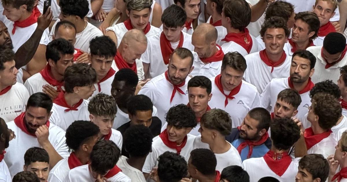Bullish behavior: Local chiropractor, nephew run with bulls in Pamplona