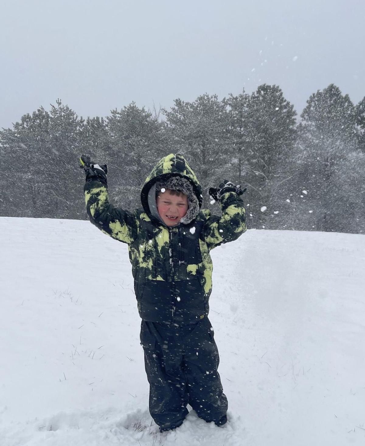 0108kidssnow13.jpeg